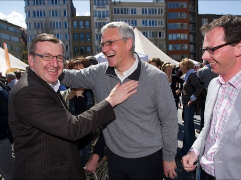 Huidig federaal CD&amp;V-vicepremier Steven Vanackere en Vlaams minister-president Krist Peeters (archieffoto).