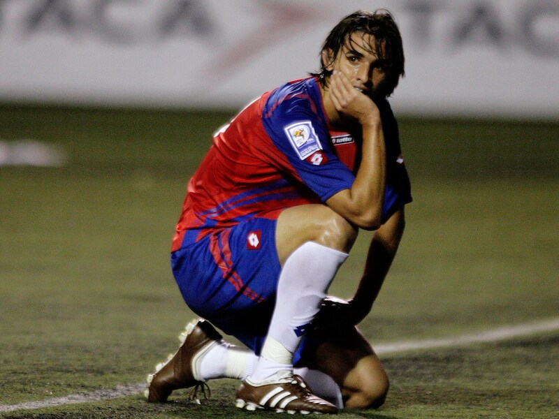 Bryan Ruiz.