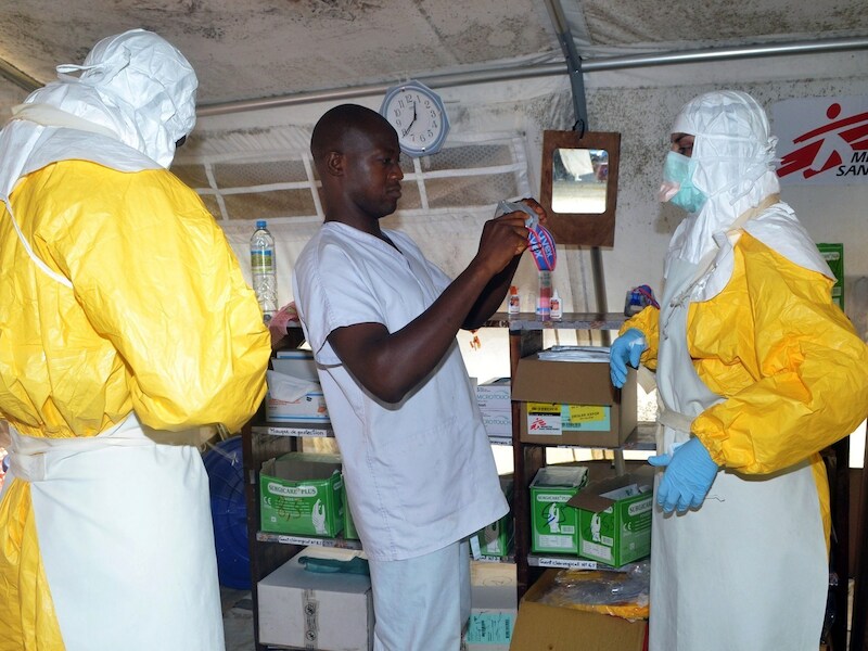 Medewerkers van Artsen Zonder Grenzen in een ziekenhuis in Nigeria