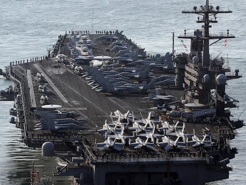 Aan de oefening zullen Japanse destroyers en het Amerikaanse vliegdekschip USS Carl Vinson (foto) deelnemen.