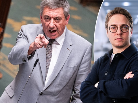 Pensioenminister Jan Jambon (N-VA). Rechts: politiek journalist Timmie van Diepen.