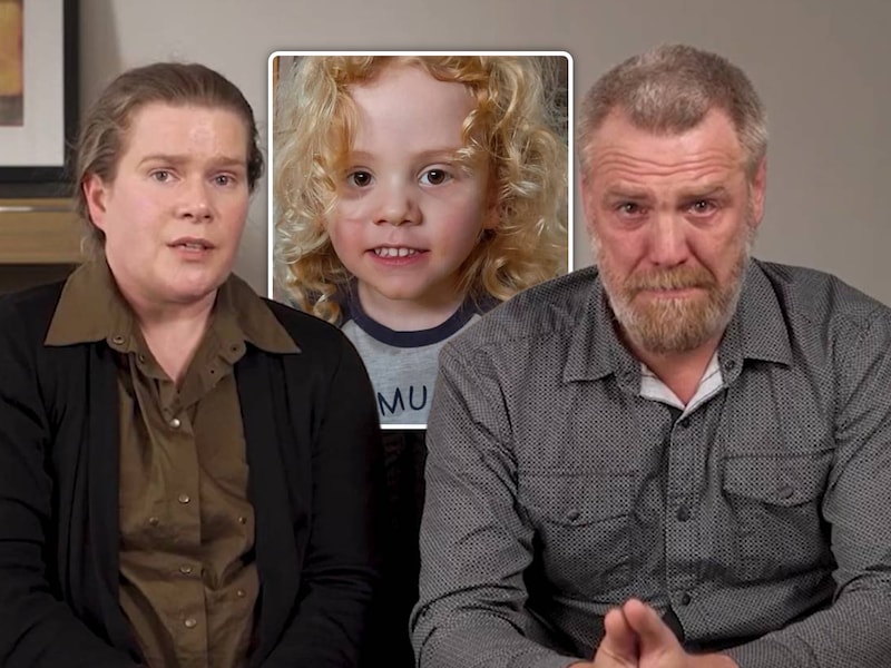 Gus Lamont (inzet) en zijn ouders.