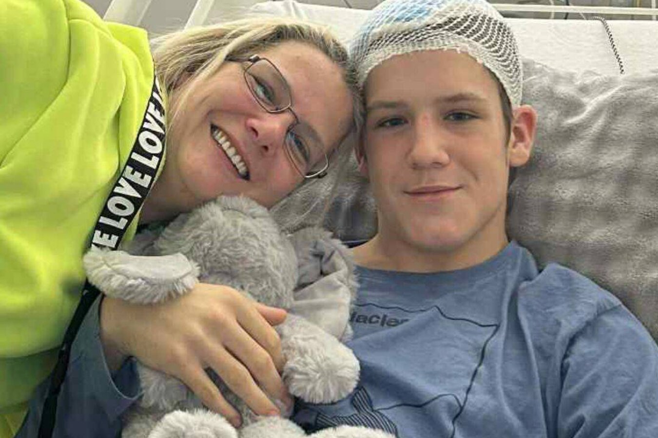 Liandro (17) ontwaakt uit coma na zwaar ongeval met e-step: “Overtuigd ...
