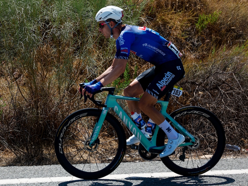 LIVE. Ramses Debruyne in de aanval, sprint met gereduceerd peloton kondigt zich aan