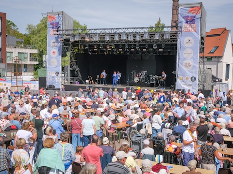 optreden Luc Steeno op Druivenfeesten