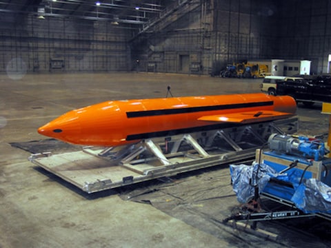 Een 'Massive Ordnance Air Blast'-bom, of ook 'Mother Of All Bombs'.
