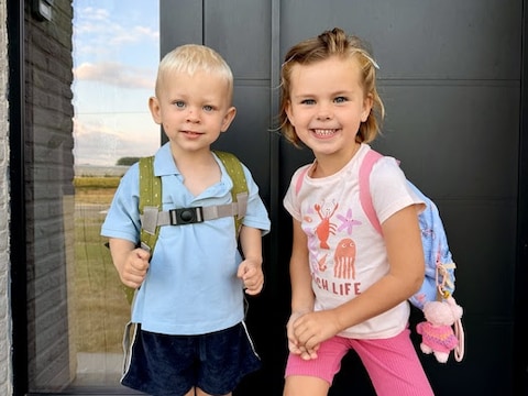 Gastón en Aurélie zijn klaar voor de eerste schooldag.