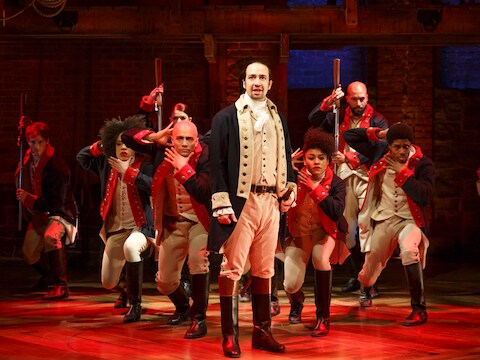 Hoofdrolspeler en schrijve Lin-Manuel Miranda in de rol van Hamilton.