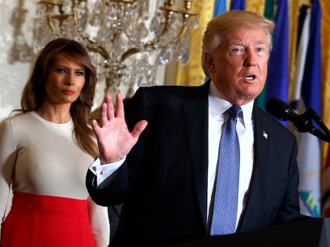 Trumps plan bevat drie luiken: het verminderen van het aantal voorgeschreven legale opiaten, het afsnijden van de stroom aan illegale drugs, en het inzetten op betere zorg en ontwenning.