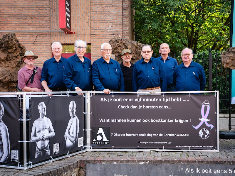 Met een herkenbaar Aarschots monument als ambassadeur kaarten ze aan dat ook mannen borstkanker kunnen krijgen.