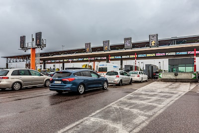 Van Franse tolwegen zonder slagbomen tot Spaanse flitslamp: vertrek voorbereid op vakantie en vermijd boetes of zelfs celstraffen