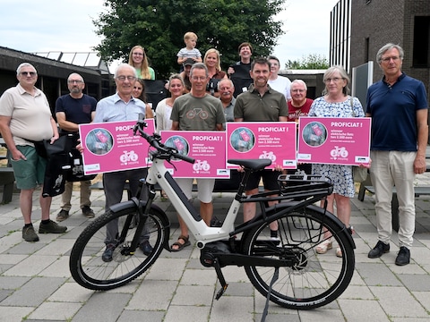 Vijf deelnemers wonnen een elektrische fiets door hun PMD perfect te sorteren.