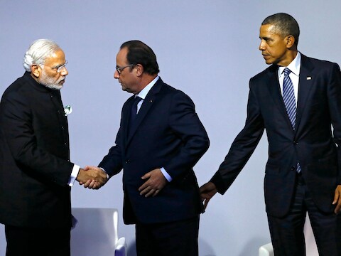De Indiase premier Modi, Frans president Hollande en zijn Amerikaanse ambtsgenoot Obama zijn maar enkele van de wereldleiders die vandaag hun opwachting maakten in Parijs.