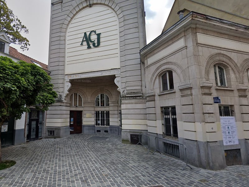 School ontruimd in Elsene door bommelding