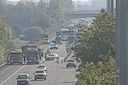 Motorrijder afgevoerd na aanrijding met twee wagens op E17 tussen ...