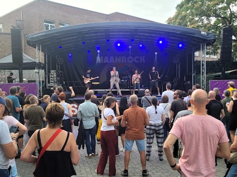 A.F.S.I.B. beet de spits van Maanrock af op het Mechels Podium.