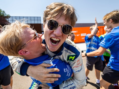 Kalmthoutse piloot Vincent De Maeyer bij winst American Solar Challenge. 