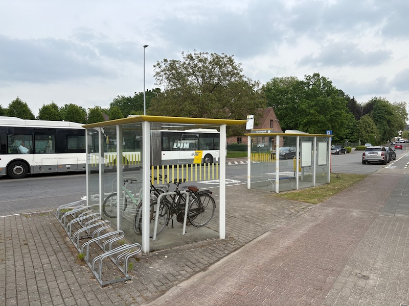 Bushaltes Groenstraat en Baron de Gieylaan worden toegankelijker