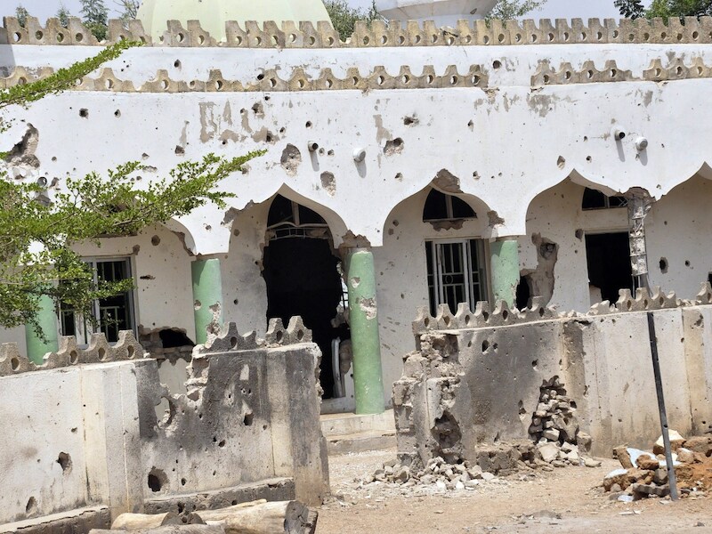 Een moskee in Mararaba-Mubi waar Boko Haram-militanten zich schuilhielden. Het Nigeriaanse leger probeert de terreurgroep te vernietigen.