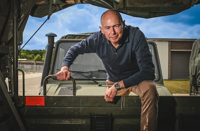 Kolonel Housen legt in onthutsend boek bloot hoe Russen ons nu al bestoken. “Grote stroomuitval door sabotage is mijn grootste nachtmerrie”