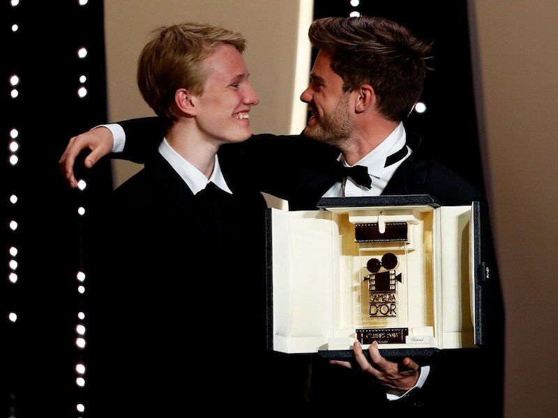 Lukas Dhont wint Caméra d'Or voor Beste Regiebuut met 'Girl' in Cannes, Netflix koopt Amerikaanse filmrechten