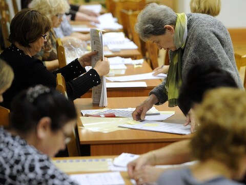 Alles wordt in gereedheid gebracht voor de verkiezingen.