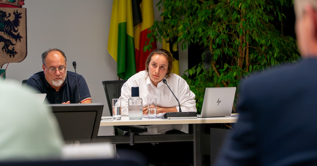 Veurne krijgt nieuw instapponton voor kajaks en packrafters langs kanaal Nieuwpoort-Duinkerke