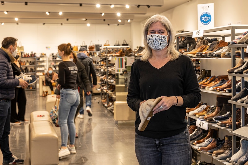 Carole Thewissen, uitbaatster van schoenenwinkel West-End