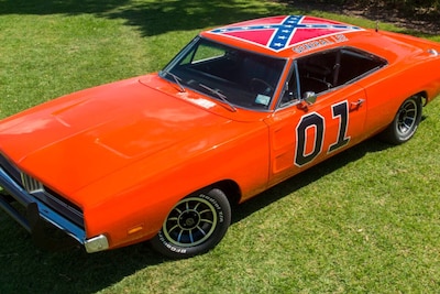 Een vlag die racisme promoot in een politiekantoor? ‘Dukes of Hazzard’-fan zorgt ongewild voor relletje in Luik