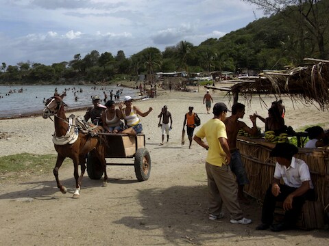 De inwoners van Haïti bereiden zich voor op de tropische storm Haïti.