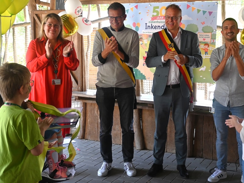 Ziekenhuisschool Inkendaal viert 50 jaar erkend buitengewoon onderwijs: “Ziekte mag onderwijskansen niet hypothekeren”