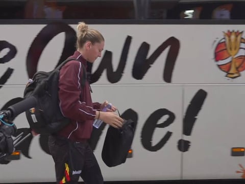 Groepje Belgische fans stond hen op te wachten: Cats aangekomen voor tweede groepswedstrijd tegen Puerto Rico