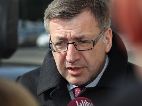 Minister van Financiën Steven Vanackere zal meer geld vrijmaken voor de controles.