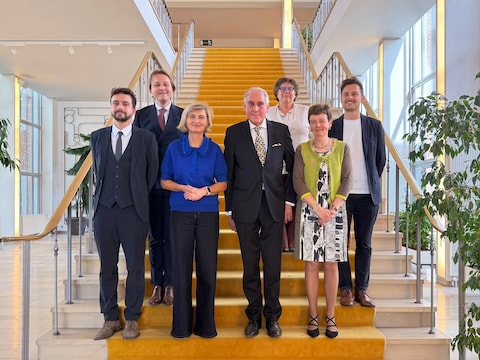 Minister Hilde Crevits bezoekt Merksem en maakt kennis met lokale districtswerking