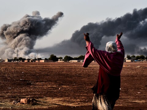 Archiefbeeld: bij de luchtaanvallen tegen IS in Kobani zijn 553 mensen gedood.