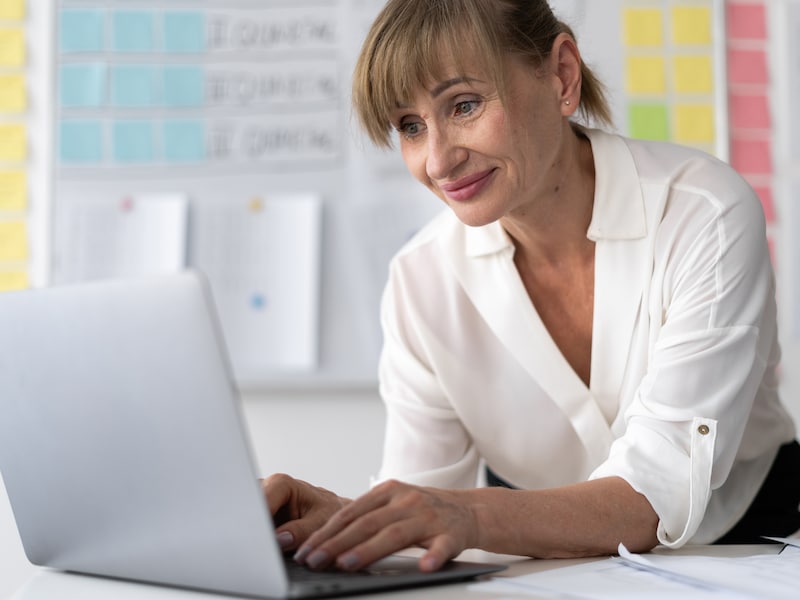 Jezelf professioneel heruitvinden als vijftiger? Zo ga je te werk: “Je kent je valkuilen al”