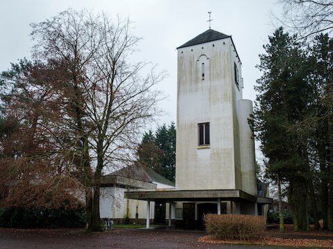 Illustratiebeeld - De Witte Kerk geeft bezoekers tijdens Open Monumentendag een uitzonderlijke blik achter de schermen van het tijdelijke gemeentehuis.