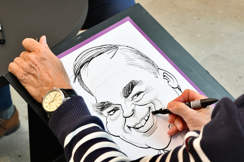 Laat gratis je karikatuur tekenen tijdens Erfgoeddag in Oostende ...