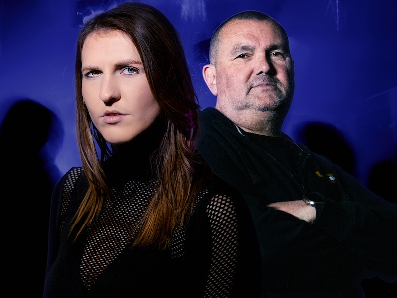 Links: dj Luna Lucci. Rechts: dj Yves Deruyter, die al 40 jaar in het vak zit en de sector zag evolueren.
