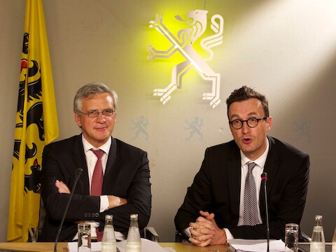 Kris Peeters en onderwijsminister Pascal Smet.