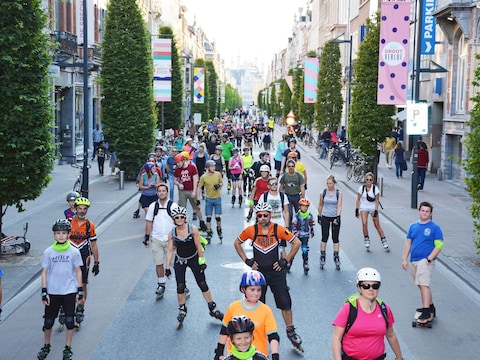 De populaire Rollerparade is slechts één van de vele initiatieven om de Leuvenaars aan het sporten te krijgen.