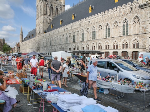 Brocante en vintage rommelmarkt Ieper