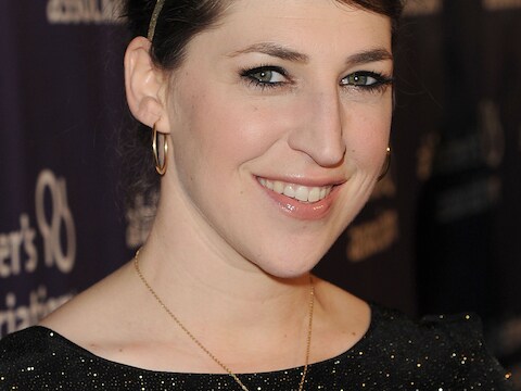 De actrice Mayim Bialik.