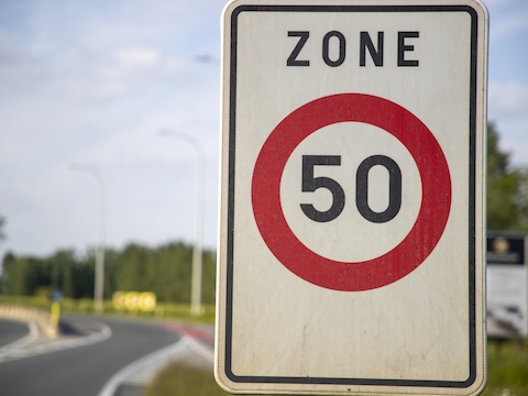 Een man werd in Assenede geflitst in een zone 50.