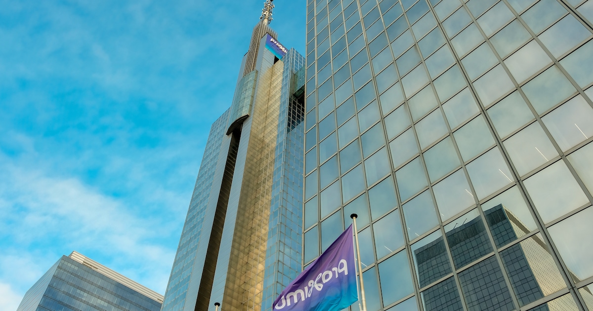Nextensa koopt Proximus-torens aan Noordstation Brussel voor 62,5 ...