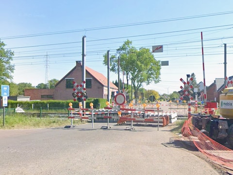 De spooroverweg aan Doffen in Olen zal vijf dagen onderbroken zijn.