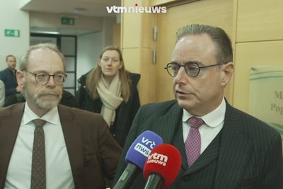 De Wever voor top over Russische miljarden: “Bepaalde zaken moeten uit tekst, anders zullen ze mij moeten buitendragen”