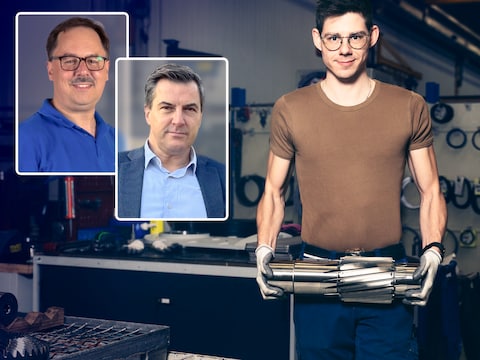 Vakbondsman Piëdro Vander Steene, ACLVB-topman Gert Truyens en Yannick De Loose, die een nieuwe job vond dankzij de vakbond.