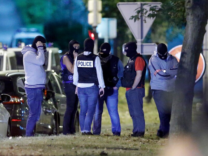 Politieagenten van de Franse antiterroristenbrigade