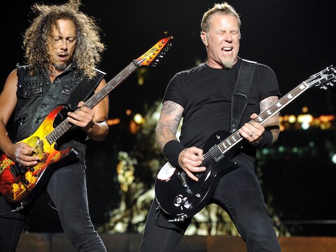 Metallica's Kirk Hammett en James Hetfield op het The Big 4 Festival in Ohio.